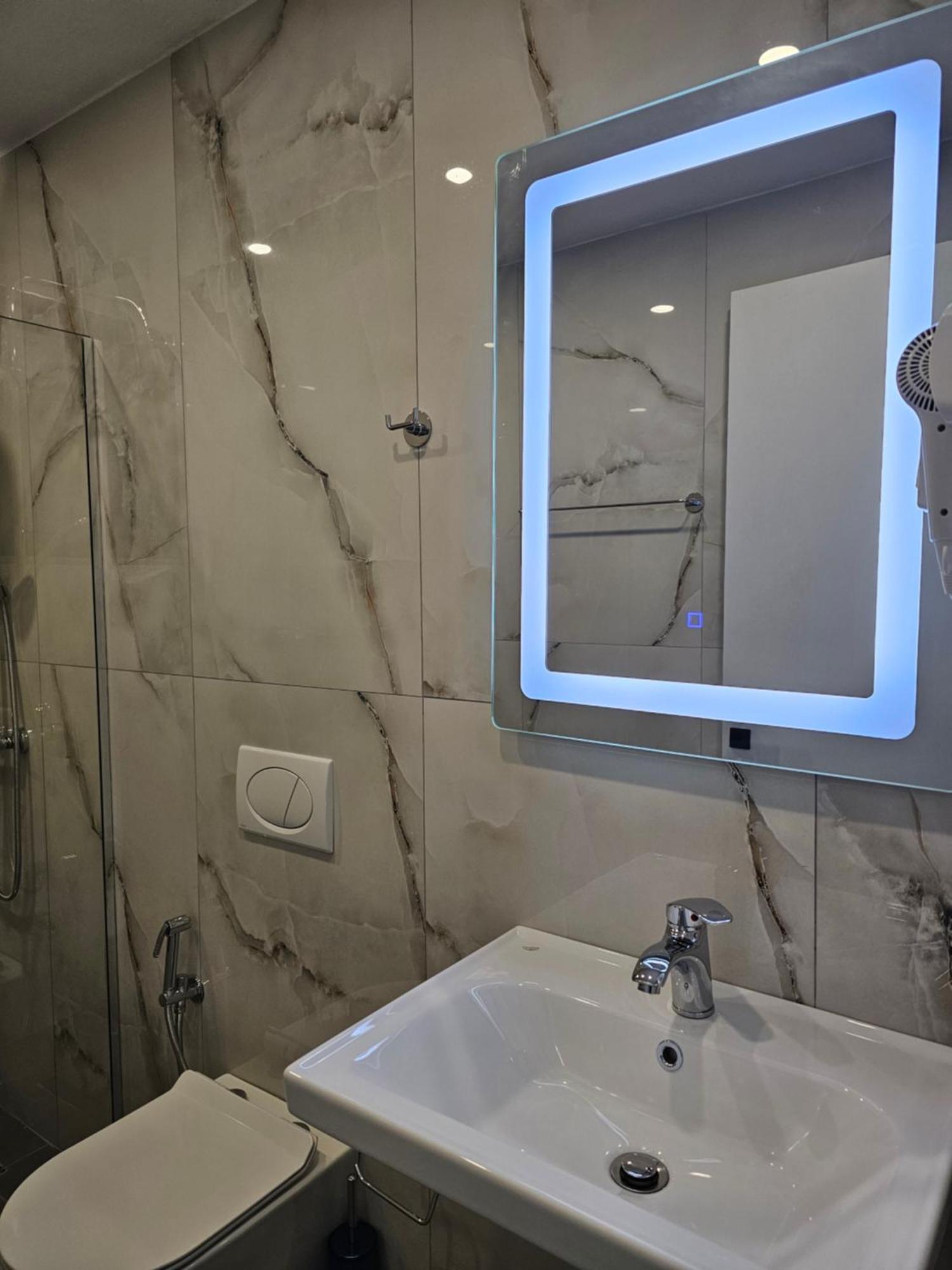 Wg Hotel Ксаміл Екстер'єр фото