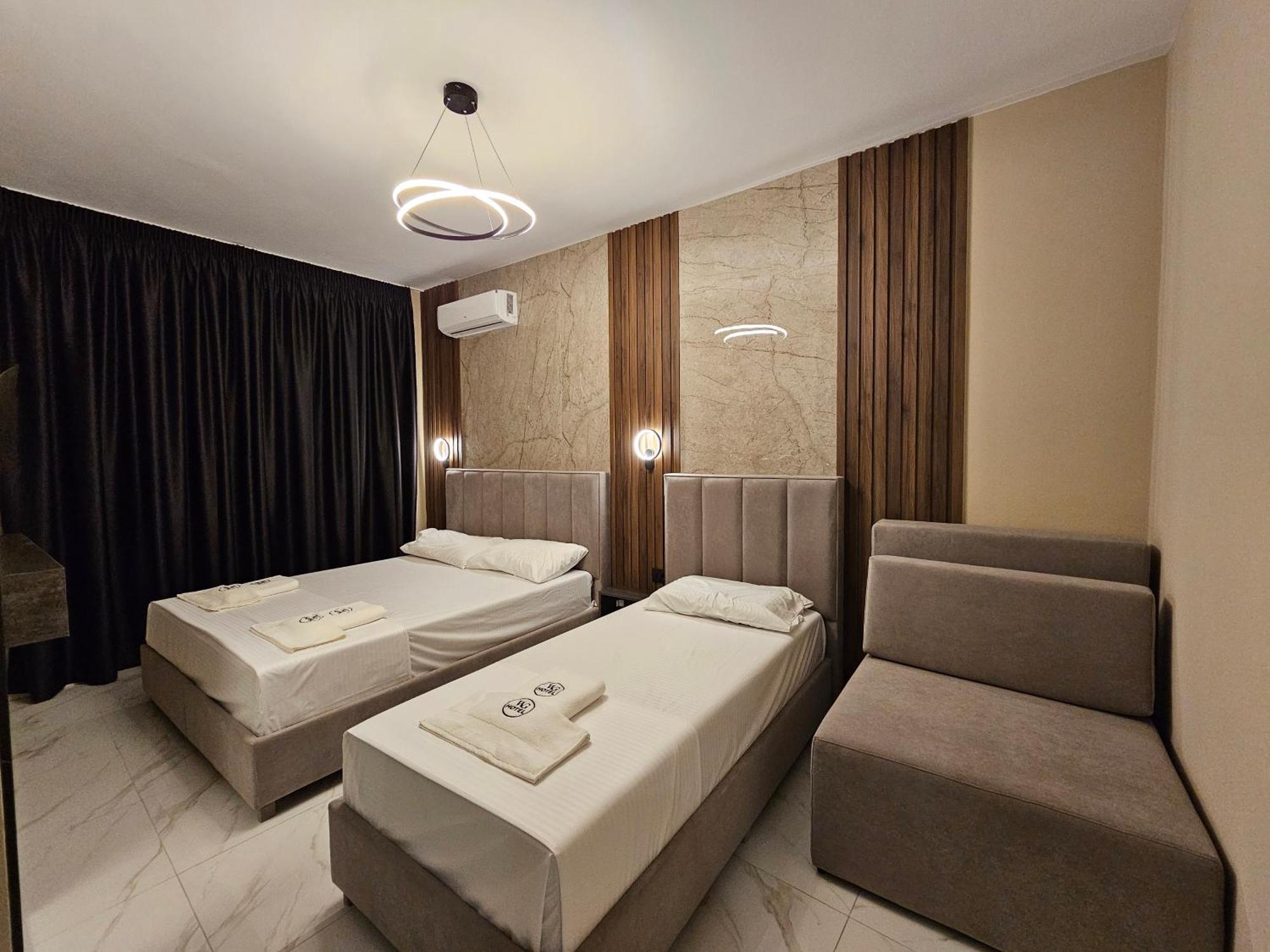 Wg Hotel Ксаміл Екстер'єр фото